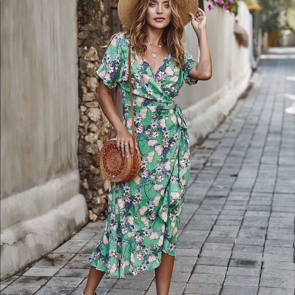 B2G1♦️🆕Floral V Neck Side Tie Ruffled Dress Jade - Picture 2 of 8